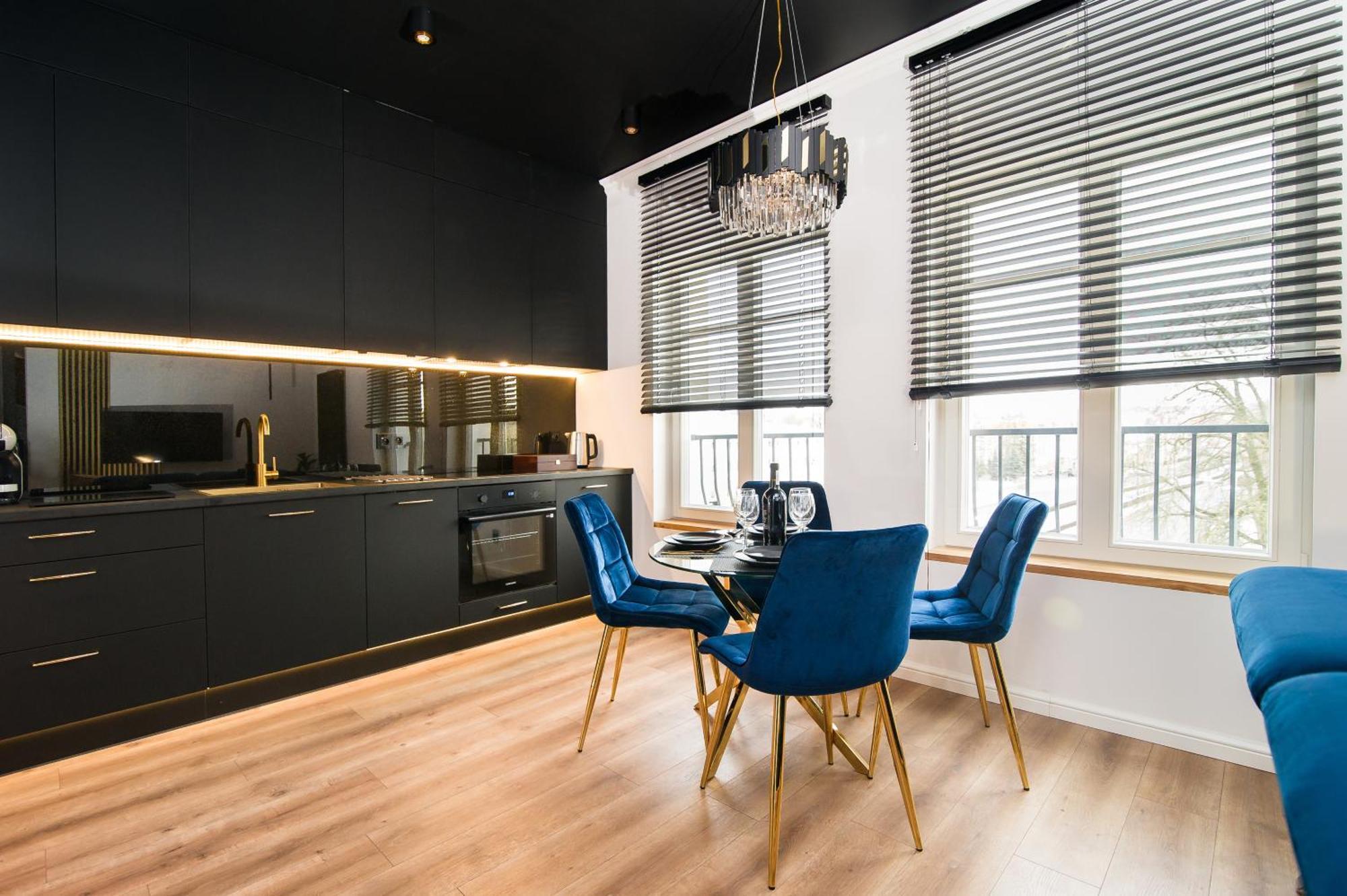 Black Pearl Apartment Starowka Elblag Exteriör bild